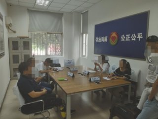 �������ͻȻͣ�I(y��) ���L�󾯣�����200�f�W(xu��)�Mԓ�˰�